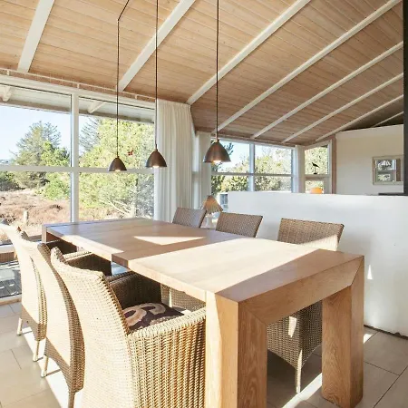 6 Person Holiday In Lb K Ålbæk