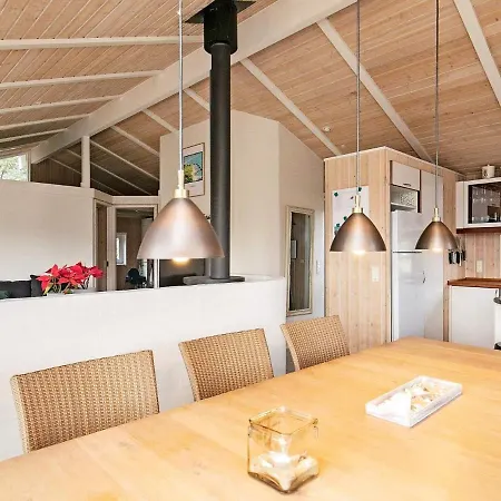 6 Person Holiday In Lb K 度假居